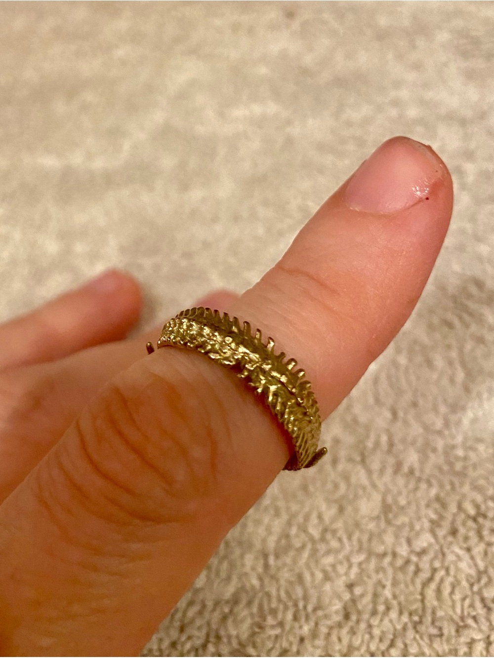 Wraparound Spine Ring